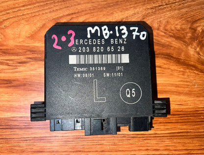Mercedes-Benz C-Class W203 Rear Left Door Control Unit A2038206526 OEM