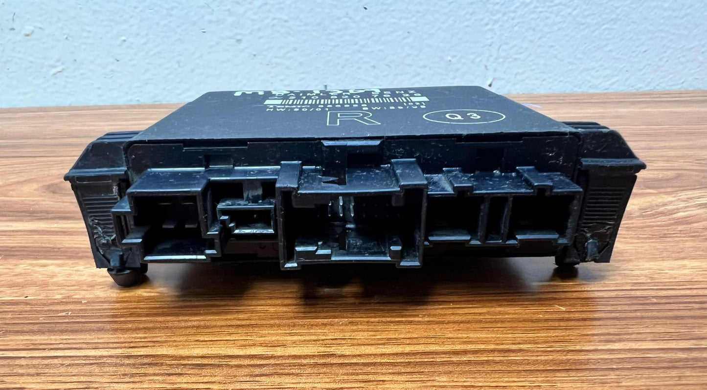 Mercedes-Benz E-Class W210 Front Right Door Control Module A2108207626 OEM