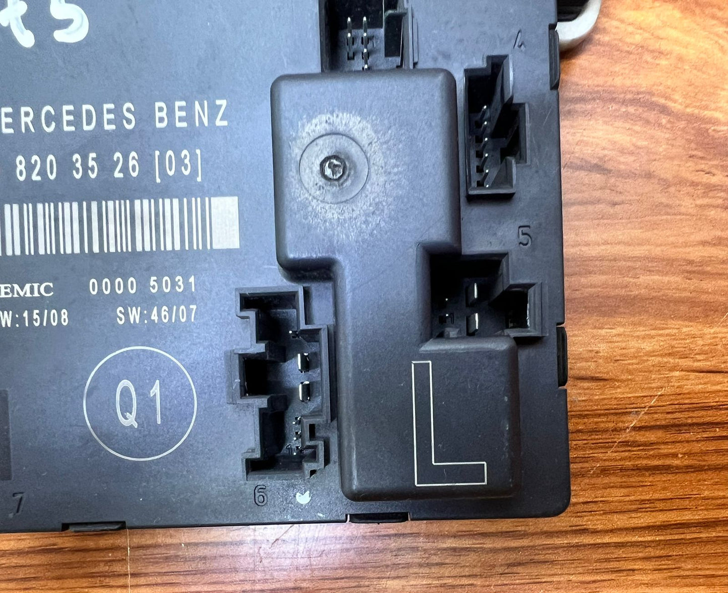 2010 Mercedes-Benz CLS63 AMG Door Control Unit A2198203526 W219 CLS-Class OEM