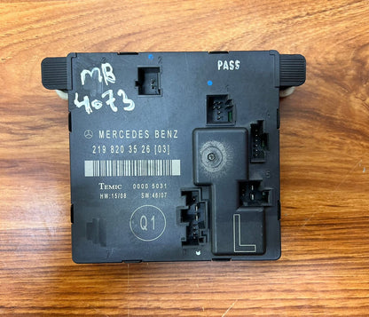 2010 Mercedes-Benz CLS63 AMG Door Control Unit A2198203526 W219 CLS-Class OEM