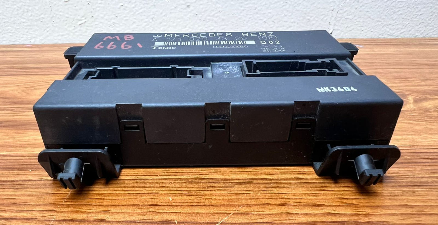 Mercedes-Benz SLK Convertible Roof Control Module A1718203326 R171 SLK-Class OEM