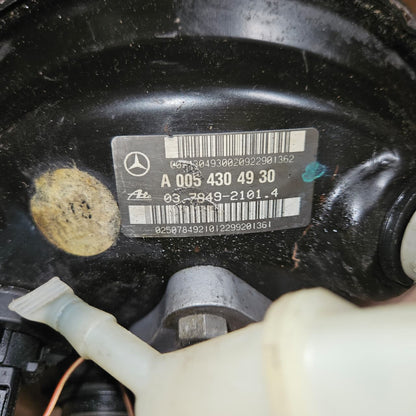 Mercedes-Benz C-Class CLC Brake Booster A0054304930 W203 C-Class OEM