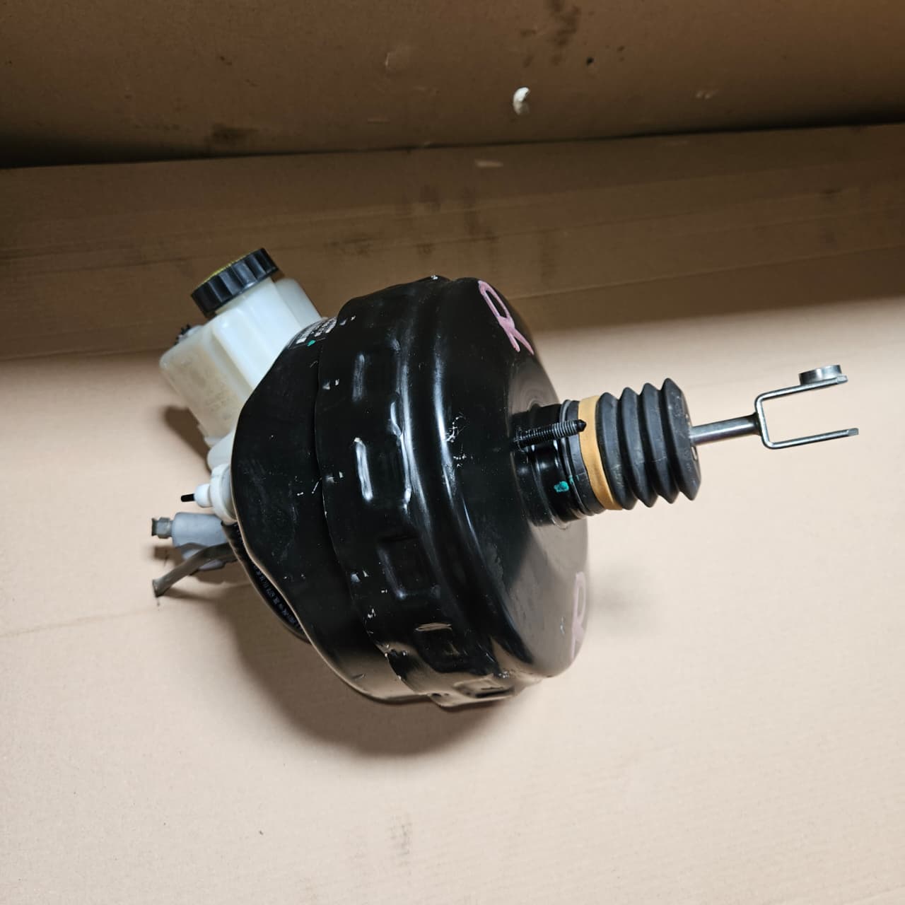 Mercedes-Benz C-Class Brake Booster A2044302230 W204 C-Class OEM
