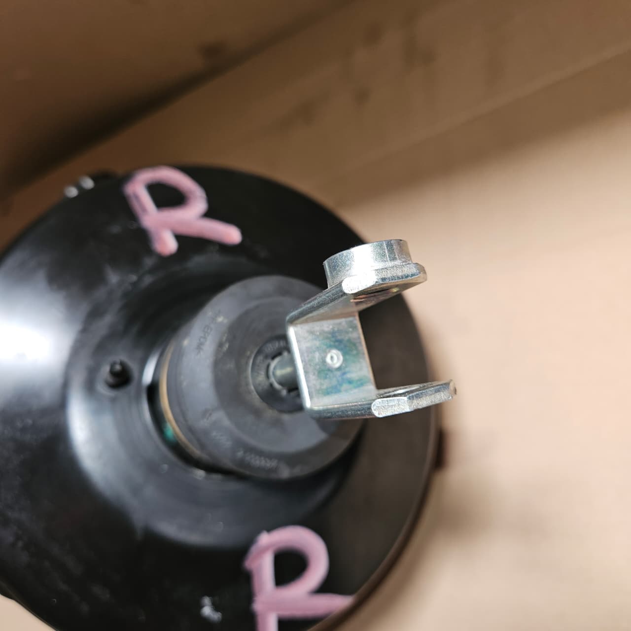 Mercedes-Benz C-Class Brake Booster A2044302230 W204 C-Class OEM