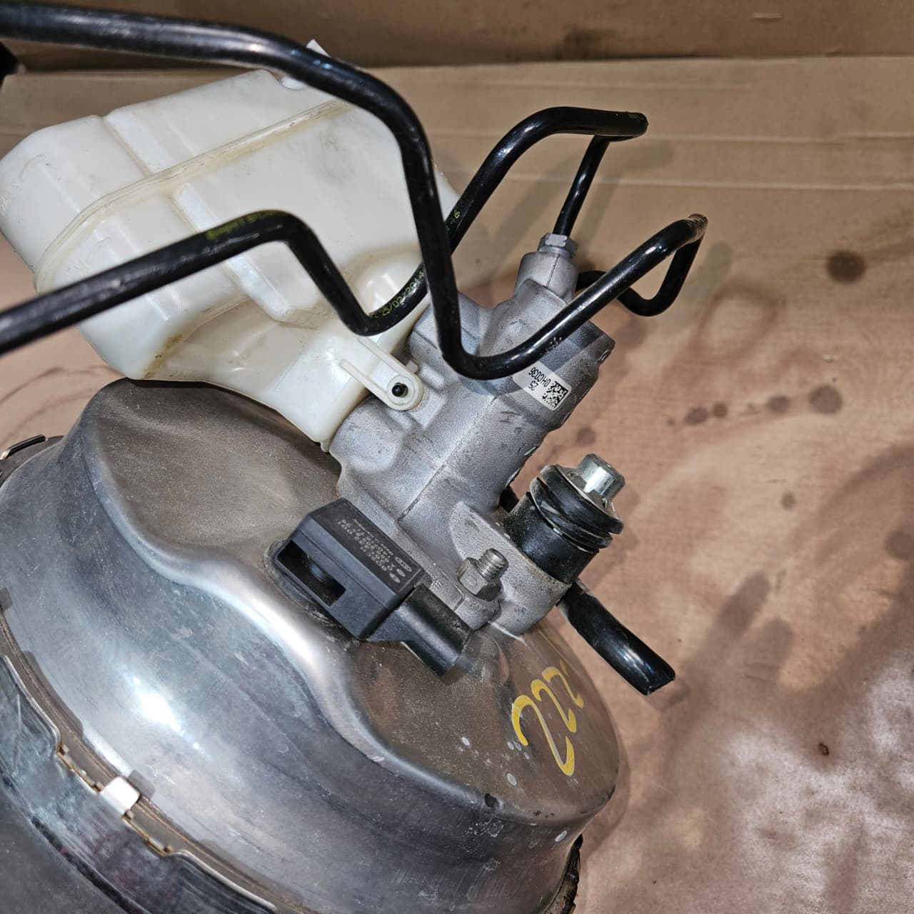 Mercedes-Benz S-Class CL Brake Booster A2224300330 W222 C217 OEM