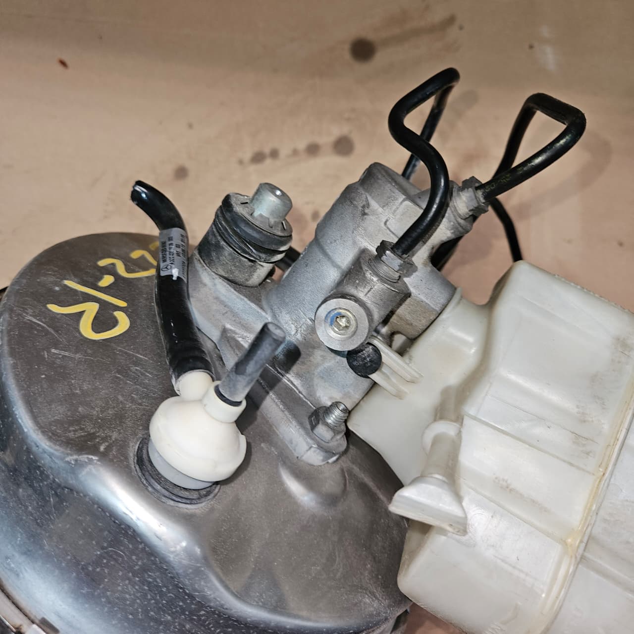 Mercedes-Benz S-Class CL Brake Booster A2224300330 W222 C217 OEM