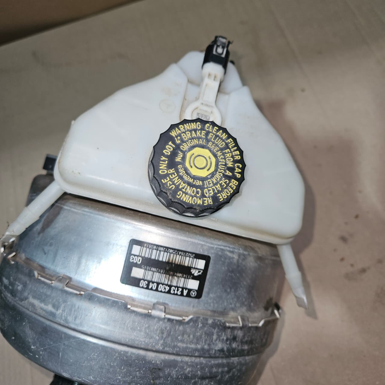 Mercedes-Benz Brake Booster A2134300430 W205 C-Class W213 E-Class OEM