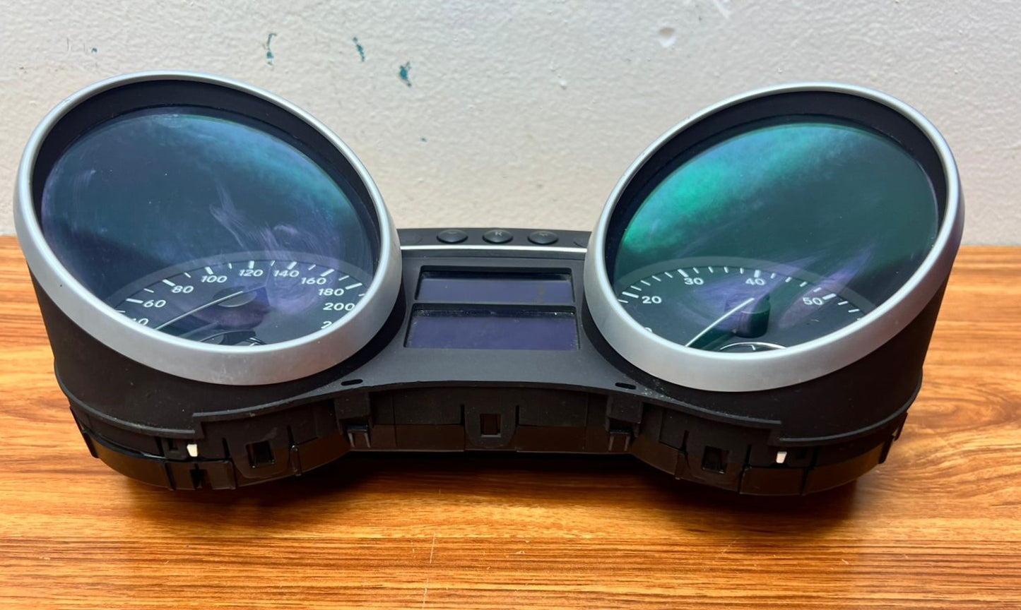Mercedes-Benz ML-Class Speedometer Instrument Cluster A1645403947 W164 ML GL-Class OEM