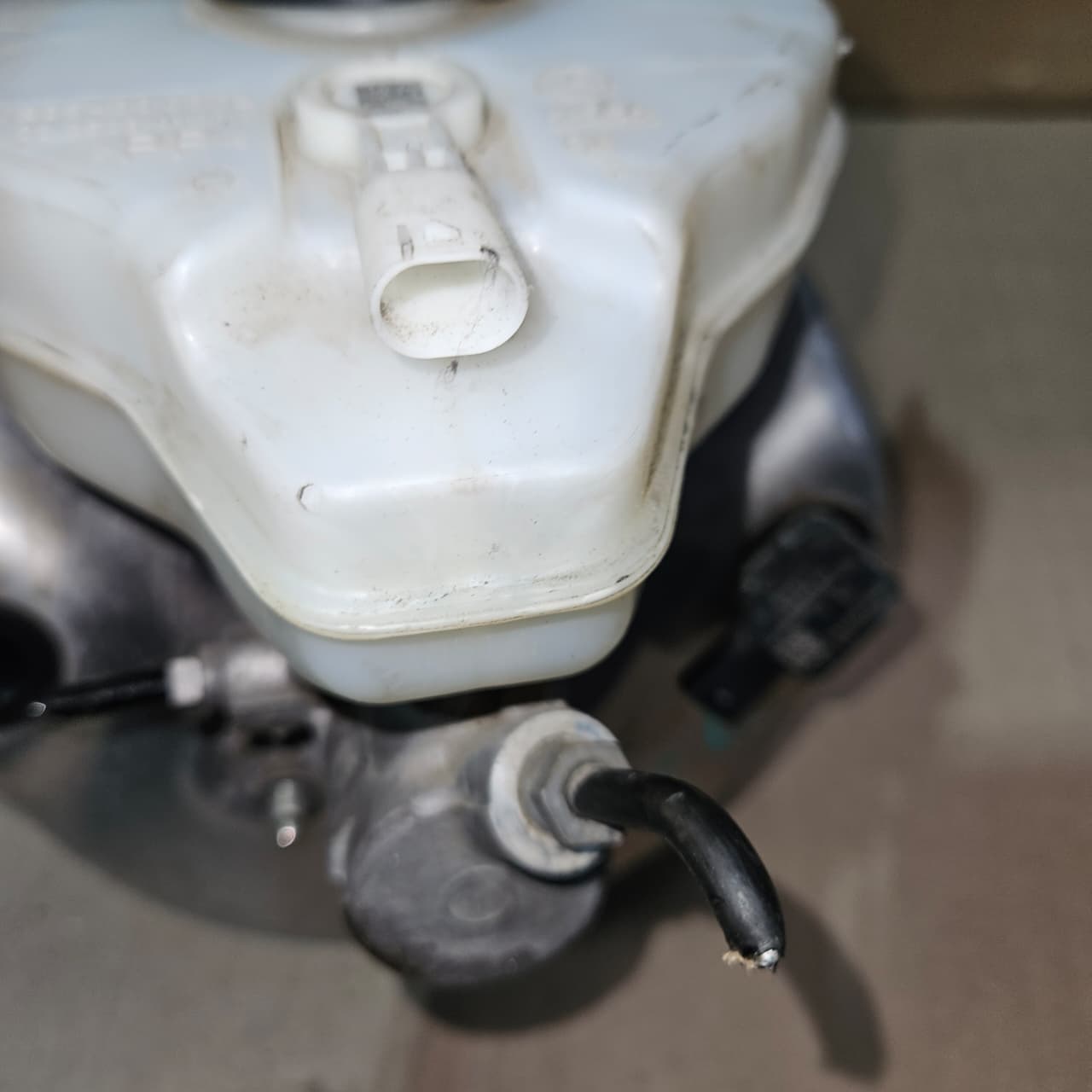 Mercedes-Benz C-Class W205 Brake Booster A2054302100 C63 AMG OEM
