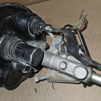 Mercedes-Benz SLK200 Brake Servo Booster A0054306430 R171 SLK-Class OEM