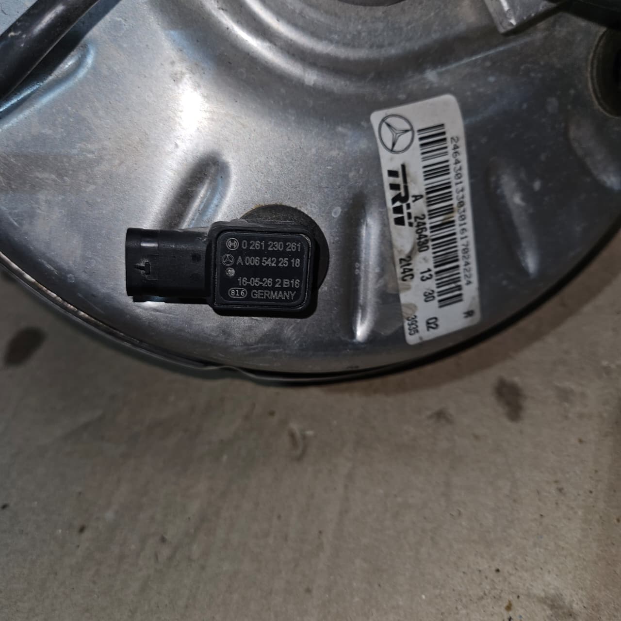 Mercedes-Benz B-Class W246 Brake Booster A2464301330 A-Class W176 GLA OEM