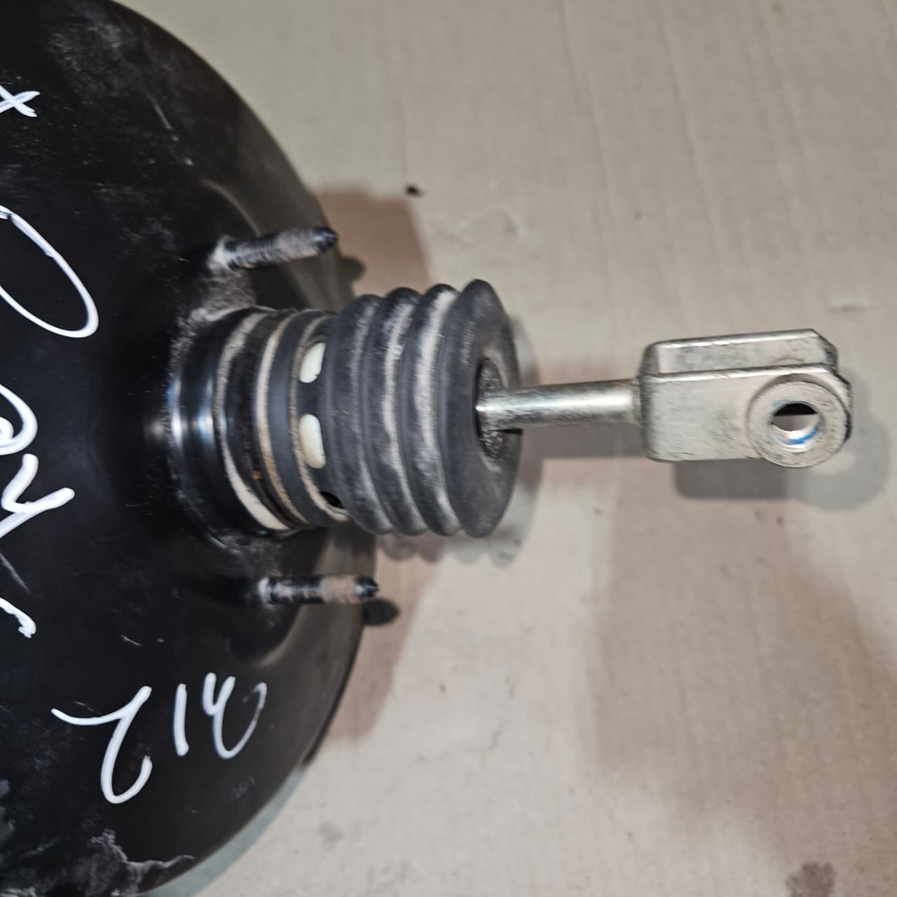 Mercedes-Benz E-Class W212 CLS C218 Brake Booster A2124301130 E350 CGI OEM
