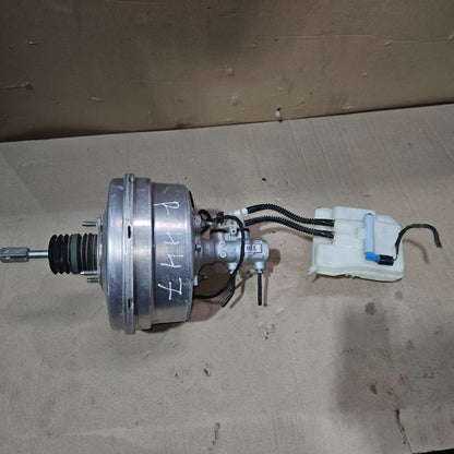 2014 Mercedes-Benz Viano Brake Booster A4474300300 Vito W447 OEM