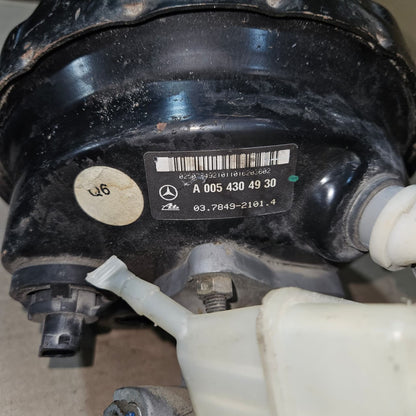 Mercedes-Benz C-Class CLC Brake Booster A0054304930 W203 C-Class OEM