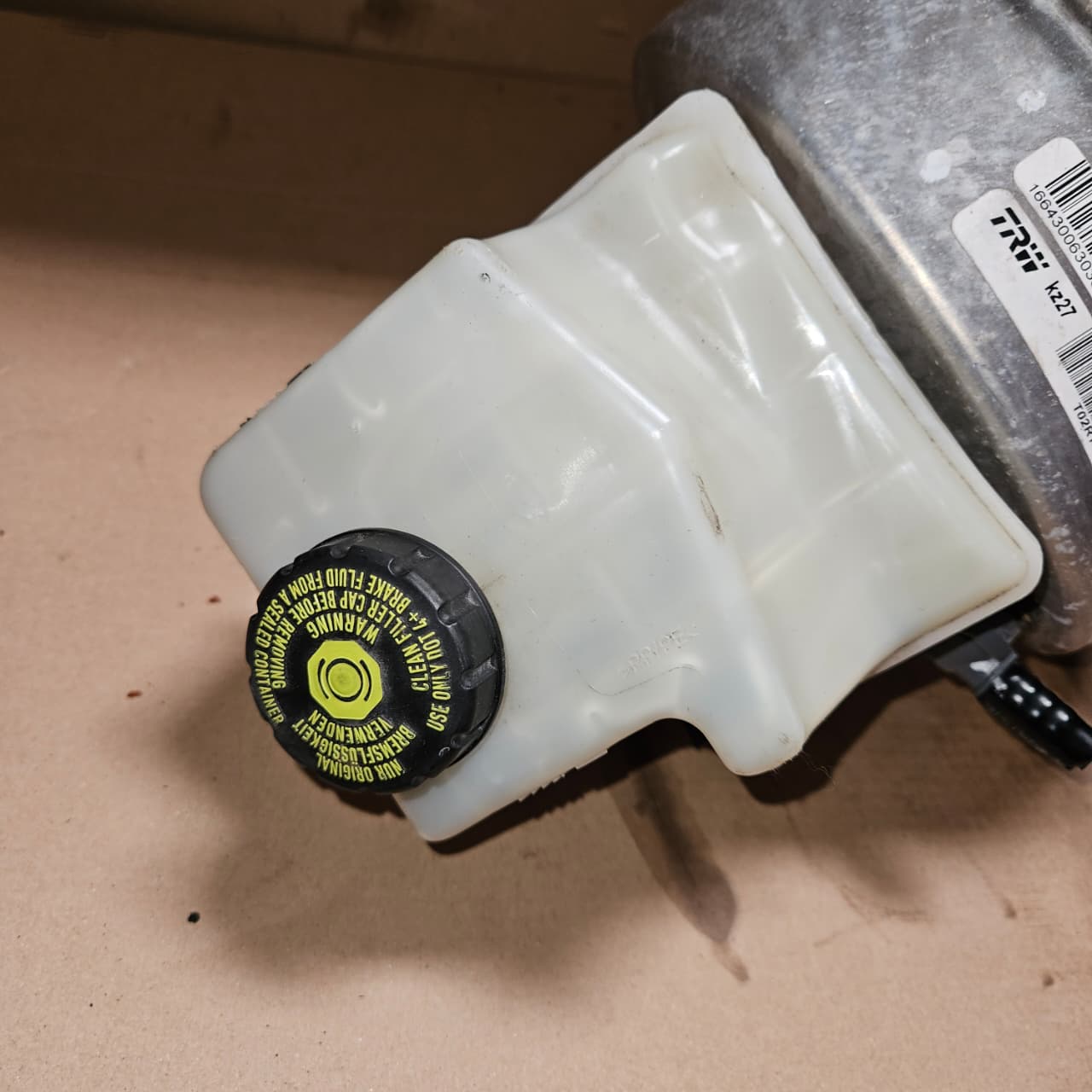 Mercedes-Benz ML-Class W166 Brake Booster A1664300630 2011-2015 ML GLE OEM