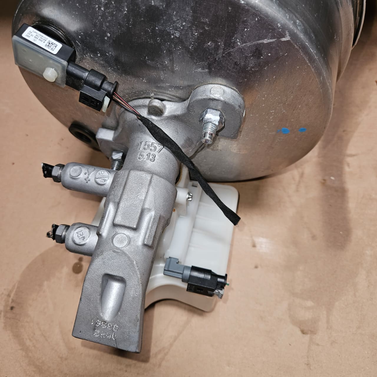 2021-2022 Mercedes-Benz GLE350 Brake Booster A1674301700 W167 GLE-Class OEM