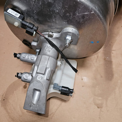 2021-2022 Mercedes-Benz GLE350 Brake Booster A1674301700 W167 GLE-Class OEM