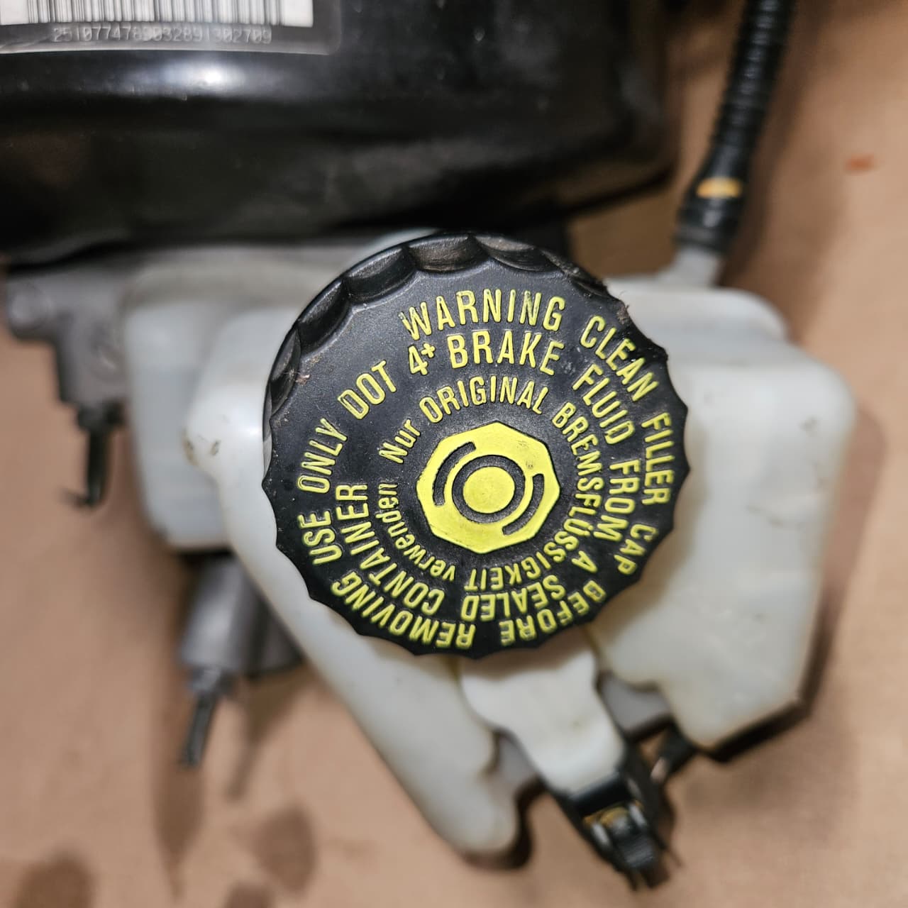 Mercedes-Benz C-Class Brake Booster A2044303630 W204 OEM