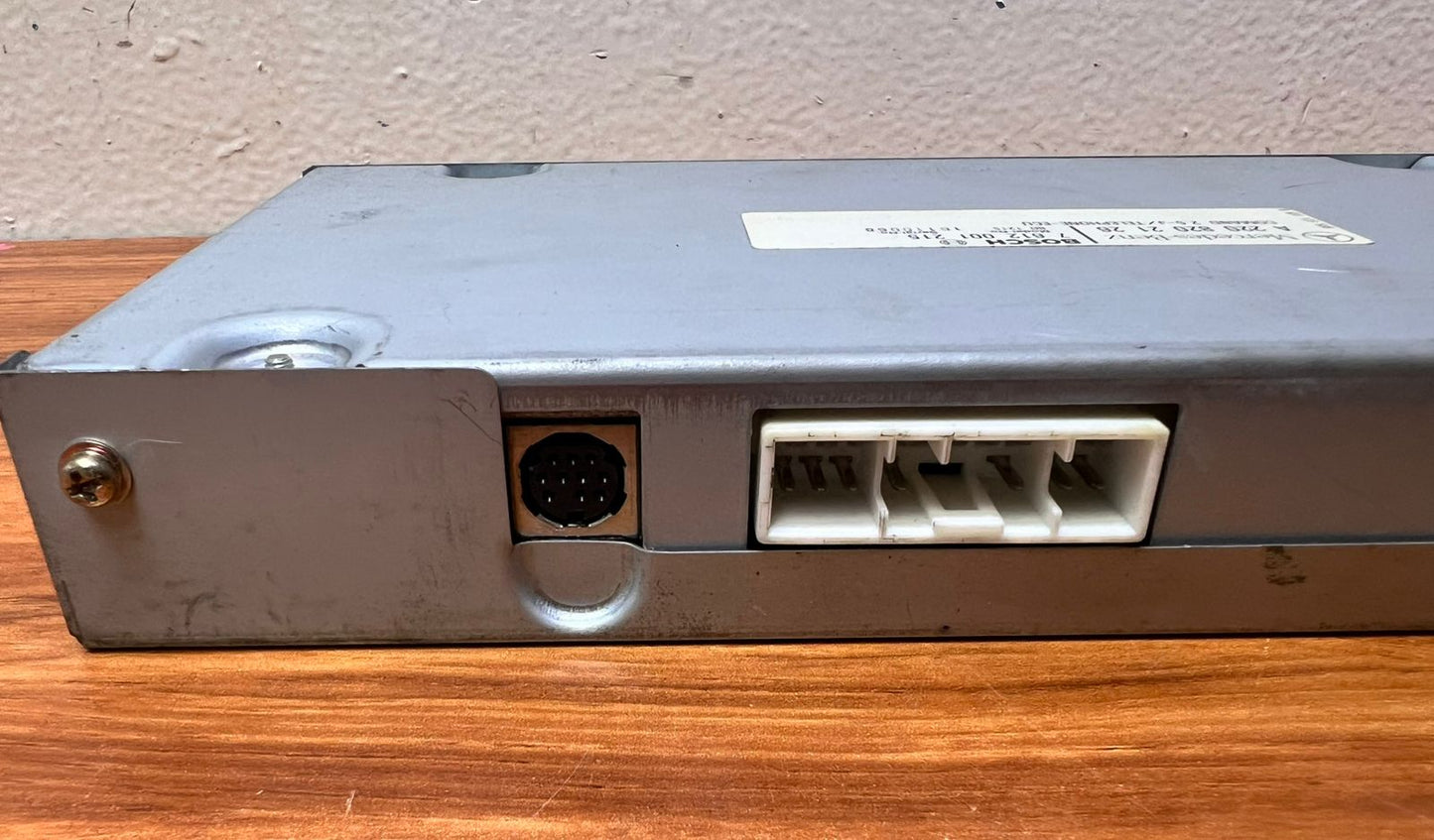 Mercedes-Benz S-Class Telephone Control Module A2208202126 W220 S-Class OEM