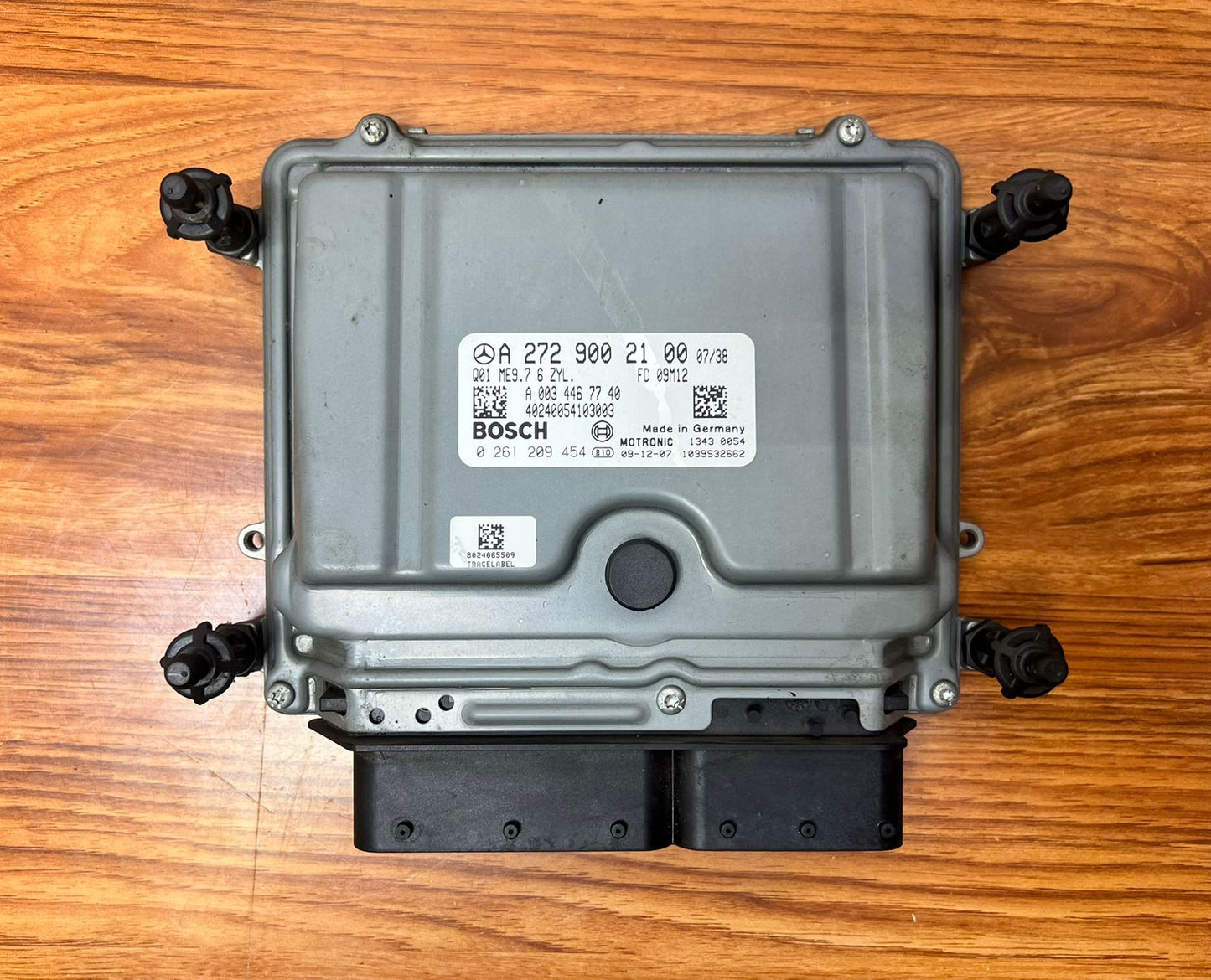 2010-2012 Mercedes-Benz E350 Engine Control Module ECU A2729002100 W204 W212 OEM