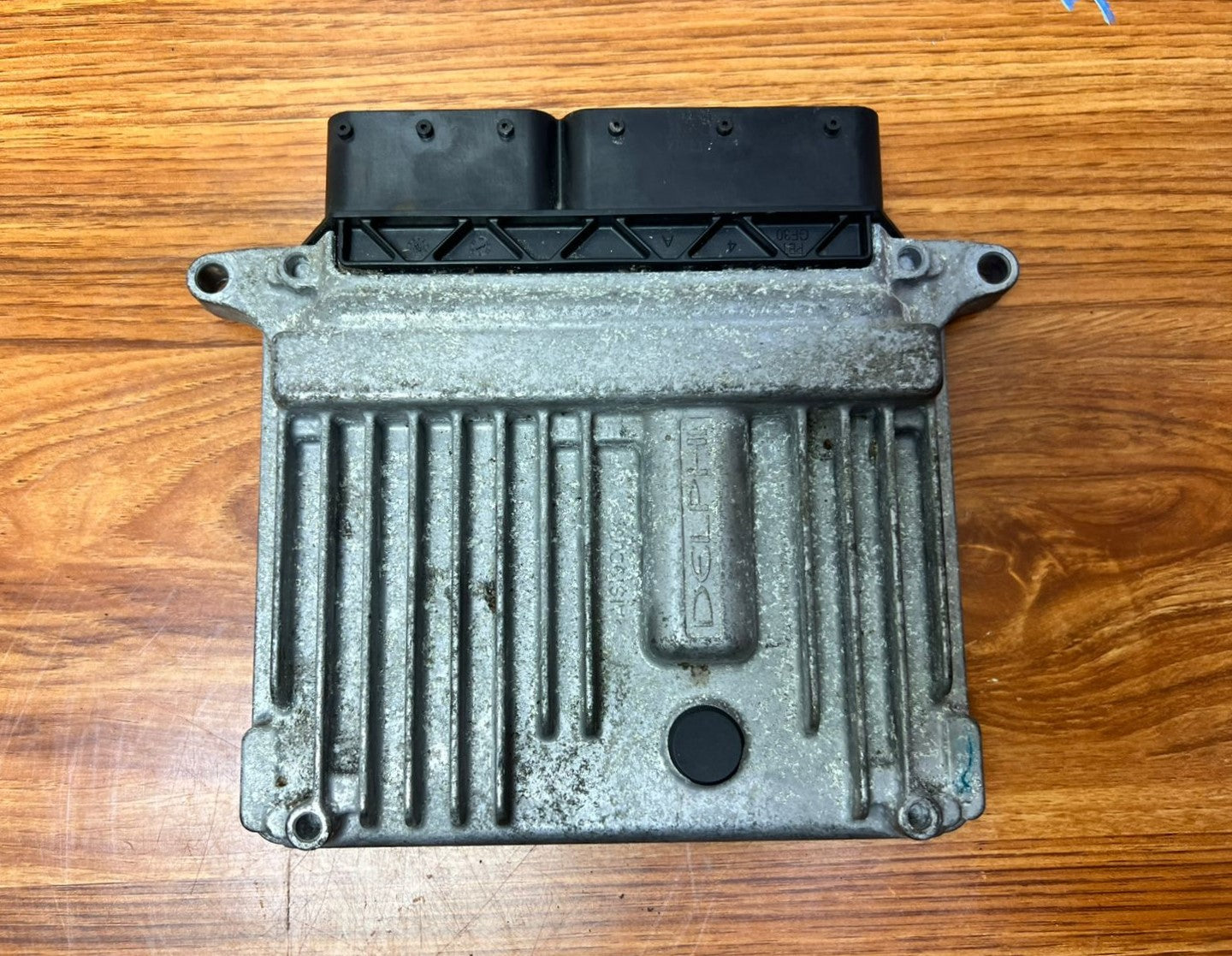 Mercedes-Benz E220 Engine Control Unit ECU A6461509978 E-Class W211 OEM