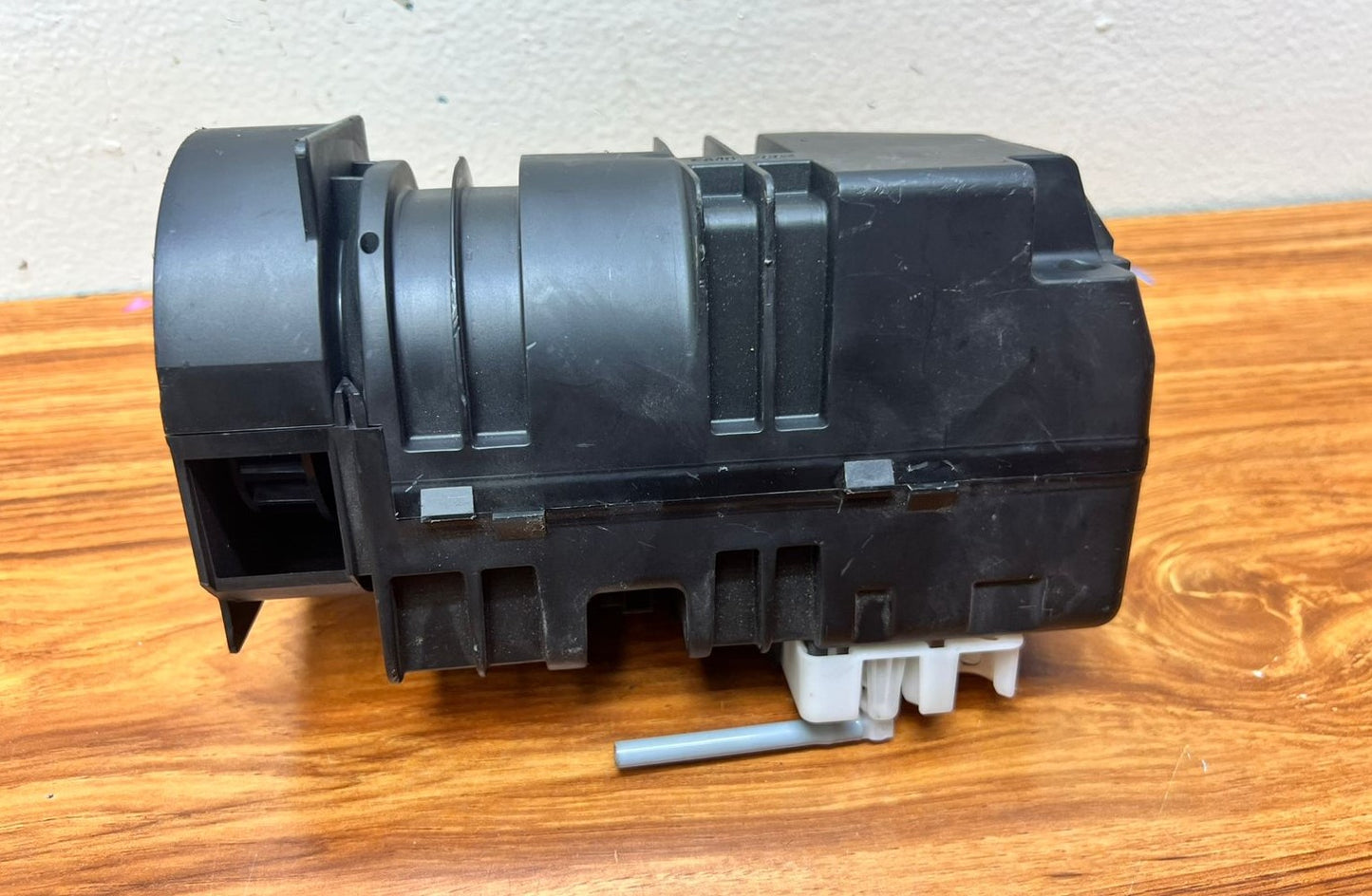 2014-2017 Mercedes-Benz S550 Seat Vacuum Pump A2229004609 S-Class W222 S63 AMG OEM