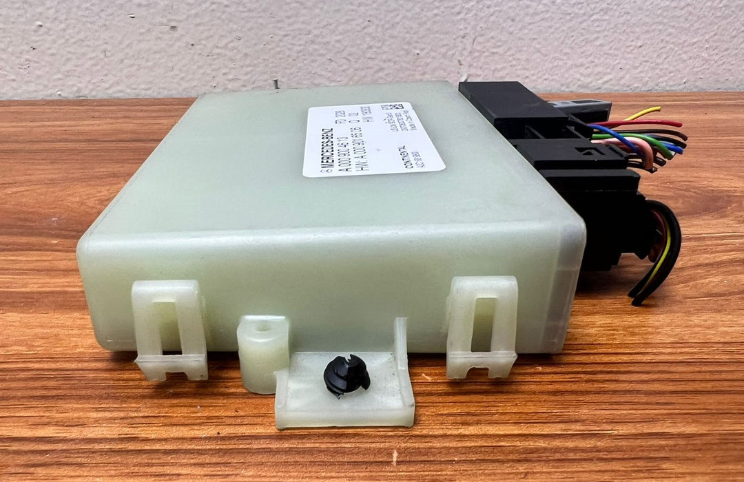 Mercedes-Benz AdBlue Control Unit A0009004613 W177 GLC X253 GLE OEM