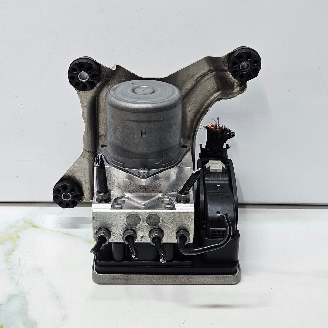 2007-2009 BMW 328i G11 G12 G30 ABS Anti Lock Brake Module & Pump 6886959 OEM USED