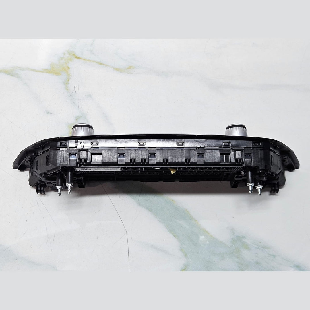 2017-18 BMW 540i G30 G31 Front Dash AC Heater Climate Control Unit Panel 6834429 OEM USED