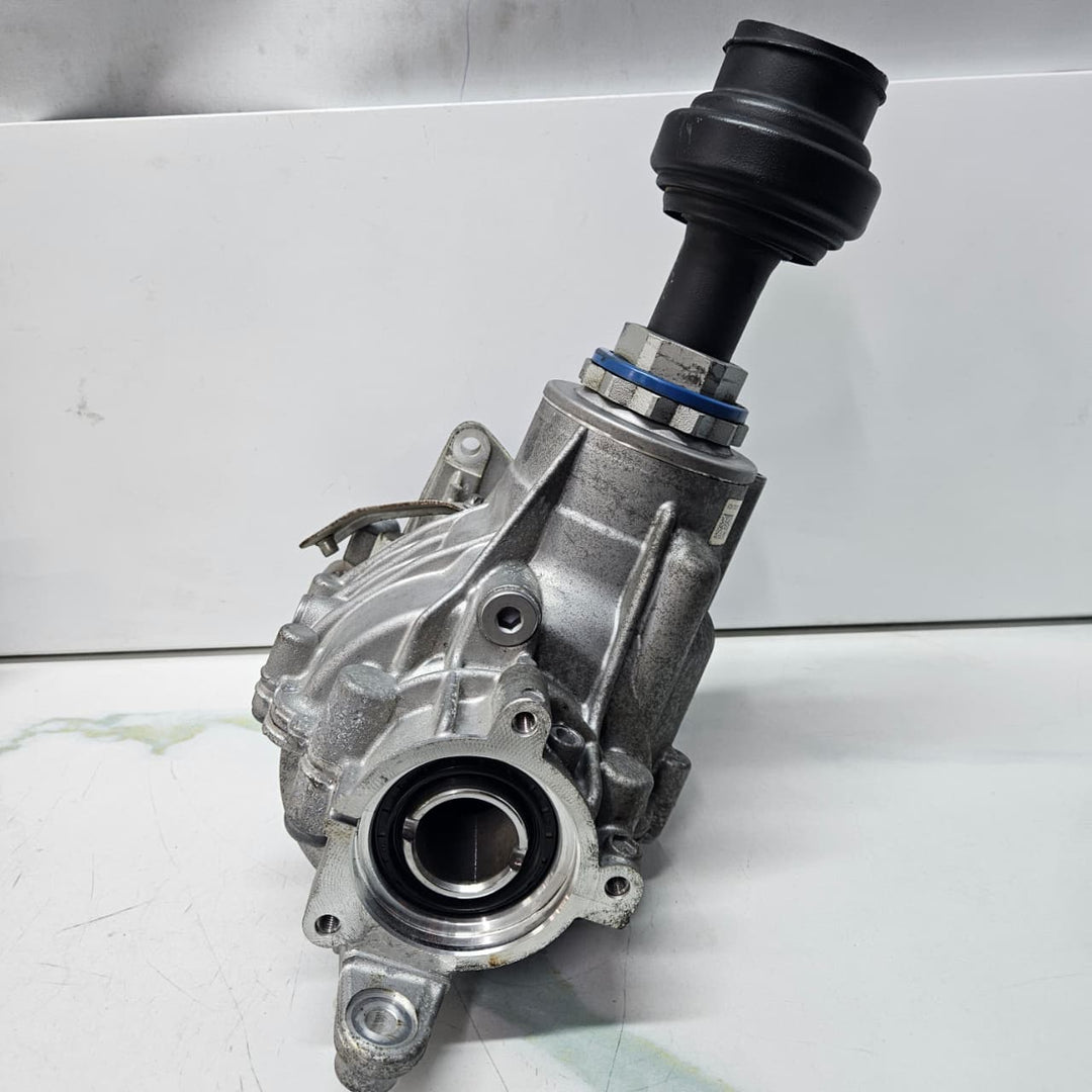 2017-2024 Mini Cooper Countryman M135i Transfer Case 7934642