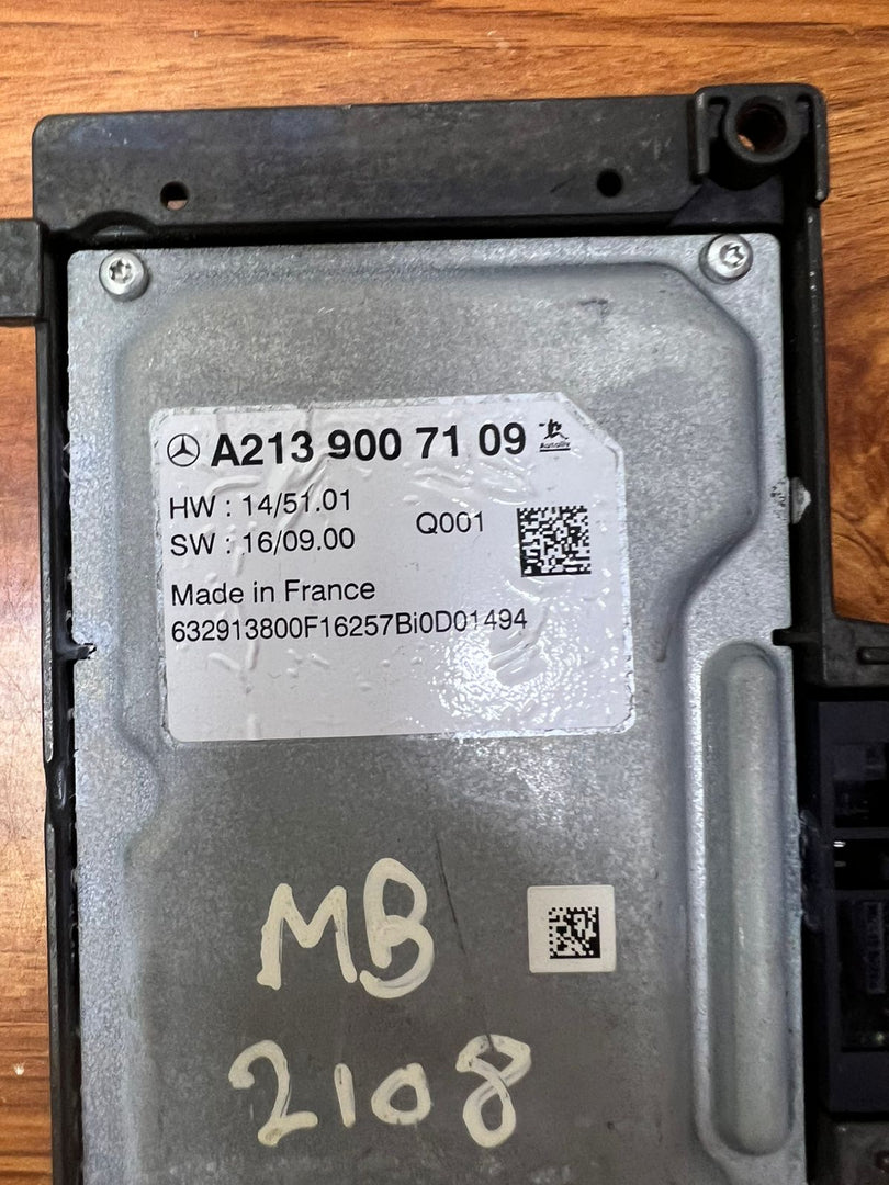 Mercedes-Benz E-Class W213 Intelligent Drive Control Unit A2139007109 OEM