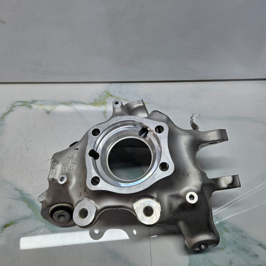 2020-2022 BMW 8 Series F93 M8 Gran Coupe Rear Wheel Hub 8092982