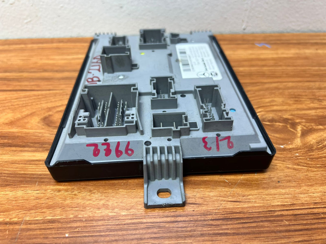 2019 Mercedes-Benz Body Control Module A2139009922 E-Class W213 OEM