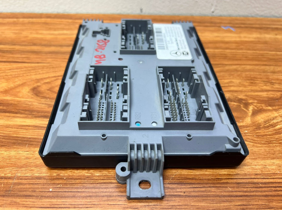 2022-2023 Mercedes-Benz C300 SAM Body Control Module A2069000415 W206 OEM