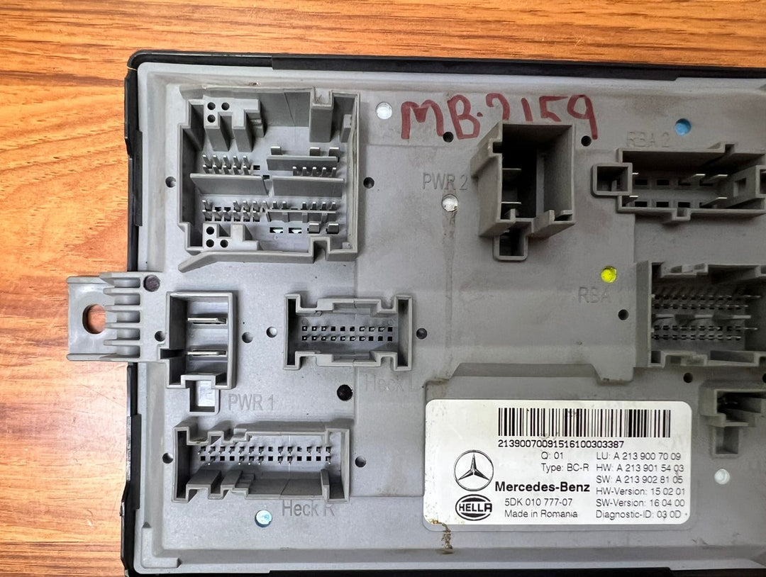 Mercedes-Benz E220 SAM Body Control Module A2139007009 E-Class W213 OEM
