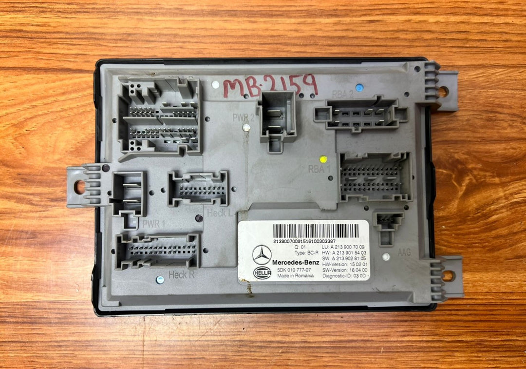 Mercedes-Benz E220 SAM Body Control Module A2139007009 E-Class W213 OEM