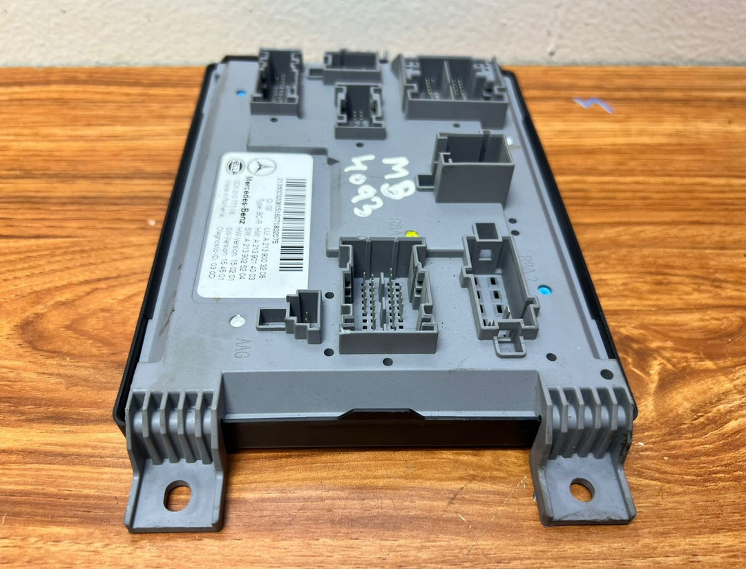 2016-2023 Mercedes-Benz E200 Signal Acquisition Module A2139003208 W213 OEM