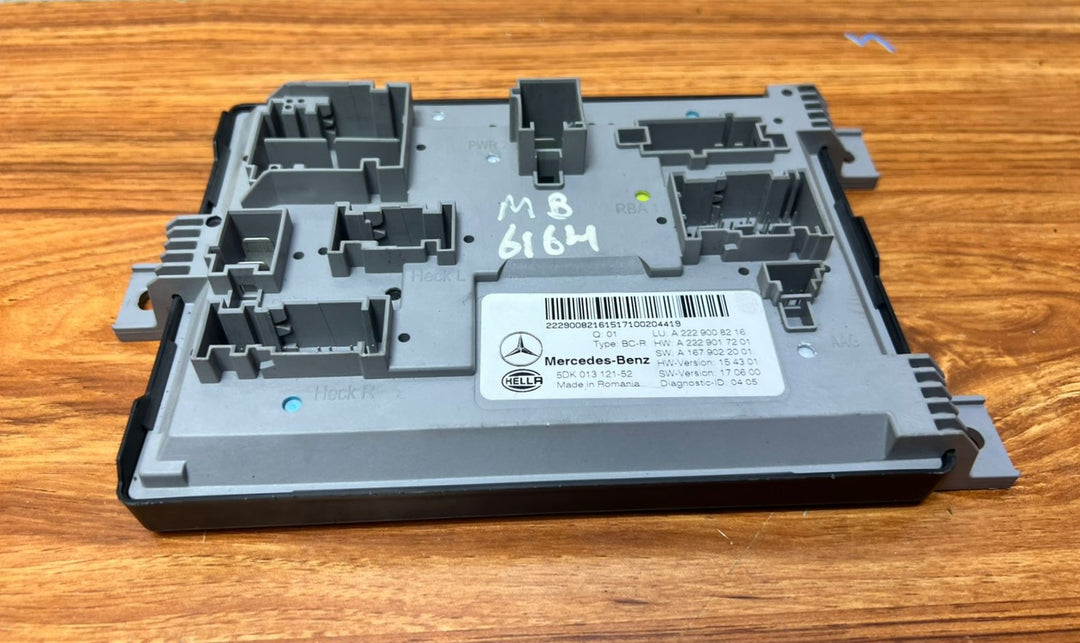 Mercedes-Benz S-Class Rear Signal Activation Module A2229008216 W222 OEM