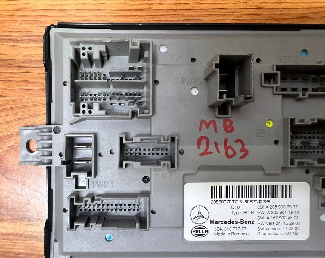 Mercedes-Benz Rear SAM Control Unit A2059007037 C-Class W205 OEM