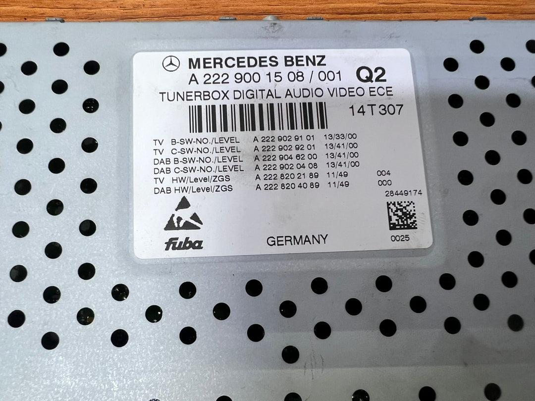 Mercedes-Benz S-Class Radio Tuner Control Unit A2229001508 W222 OEM