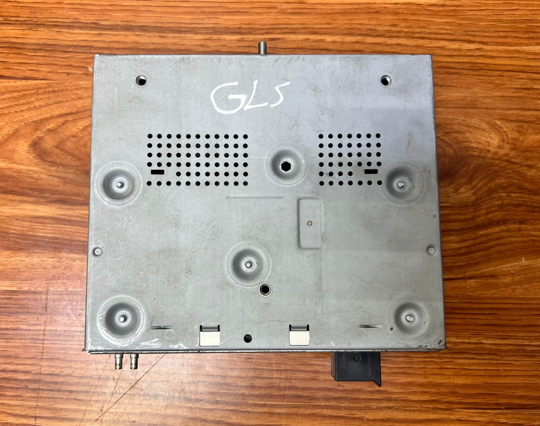 Mercedes-Benz GLE Digital Audio Tuner DAB Box A2229009211 W166 W205 C-Class OEM