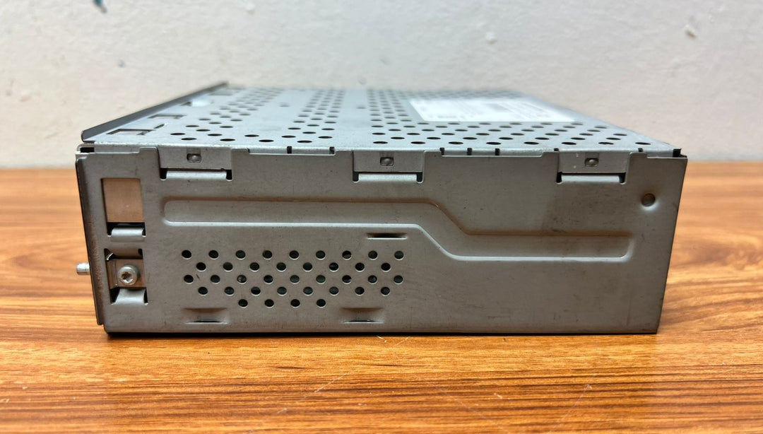Mercedes-Benz GLE Digital Audio Tuner DAB Box A2229009211 W166 W205 C-Class OEM