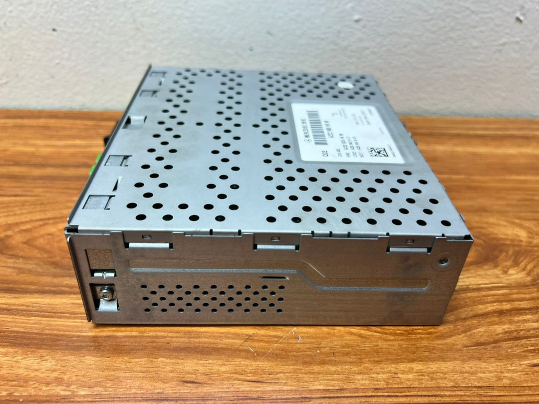 Mercedes-Benz Audio Control Unit A2229009806 C220 W222 S-Class OEM