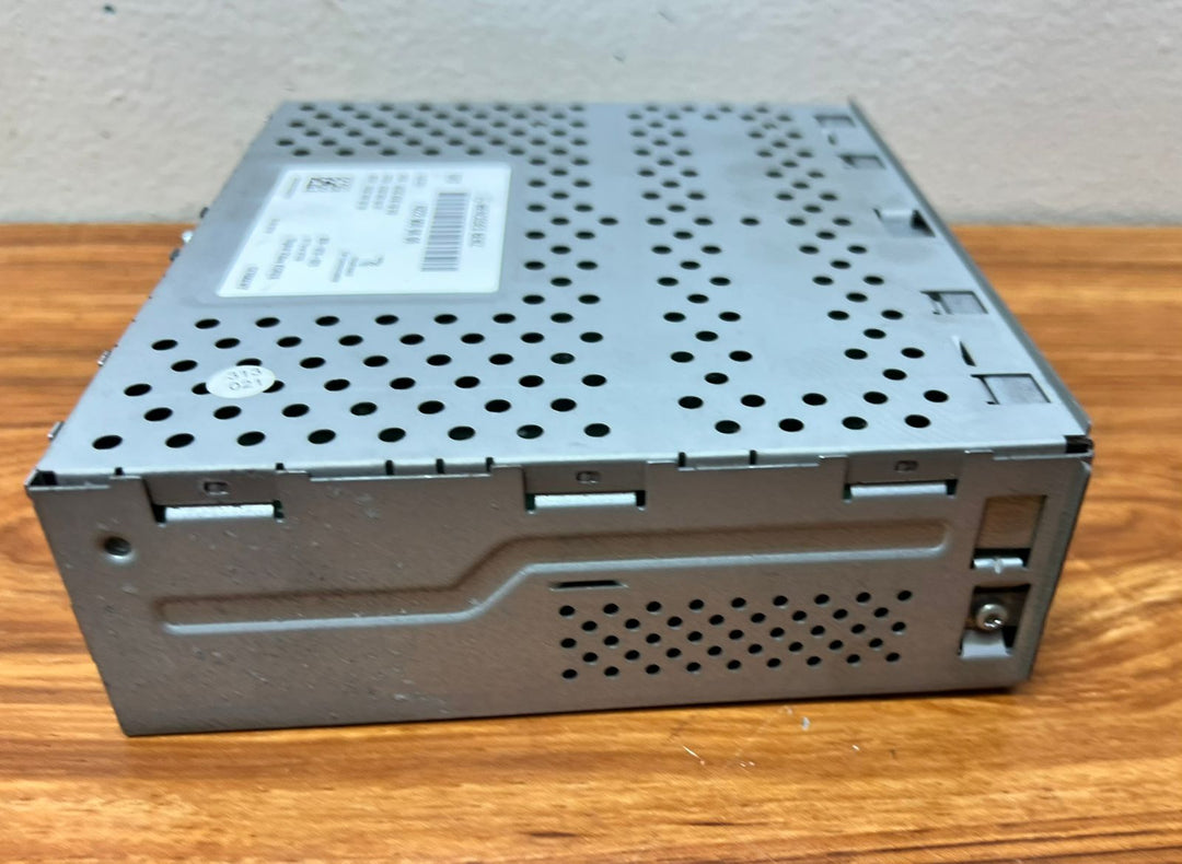 Mercedes-Benz Audio Control Unit A2229009806 C220 W222 S-Class OEM
