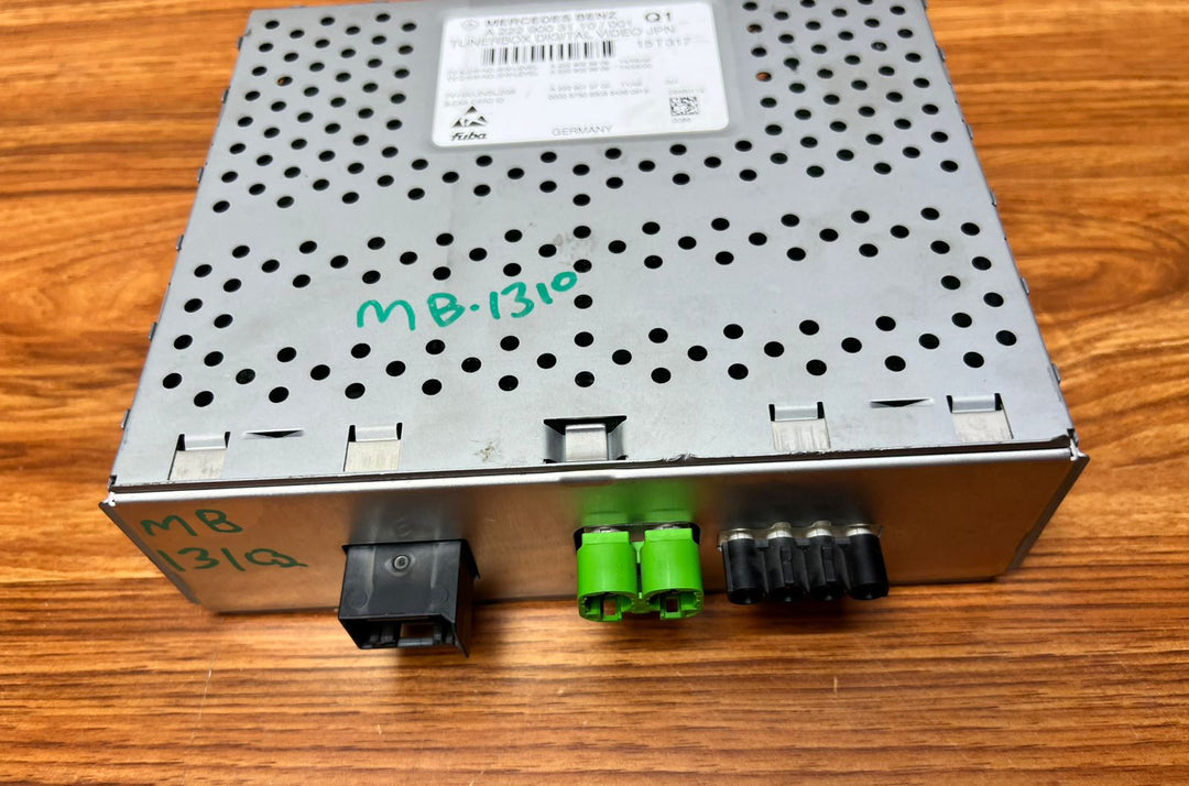 Mercedes-Benz TV Tuner Control Unit A2229003110 S-Class W222 C-Class W205 OEM