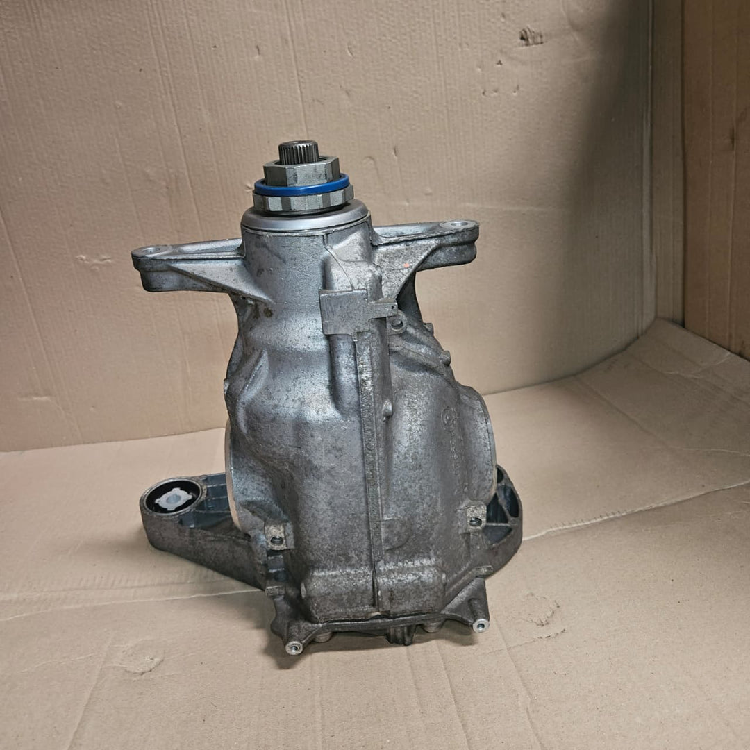 2017-2019 BMW G30 G31 540i xDrive Rear Differential 8686205 GHPA293H 2.93