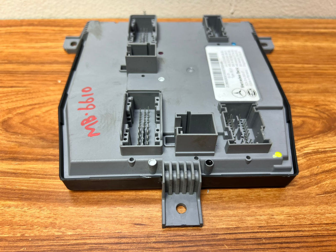 Mercedes-Benz E-Class Rear SAM Body Control Module A2139002632 W213 OEM