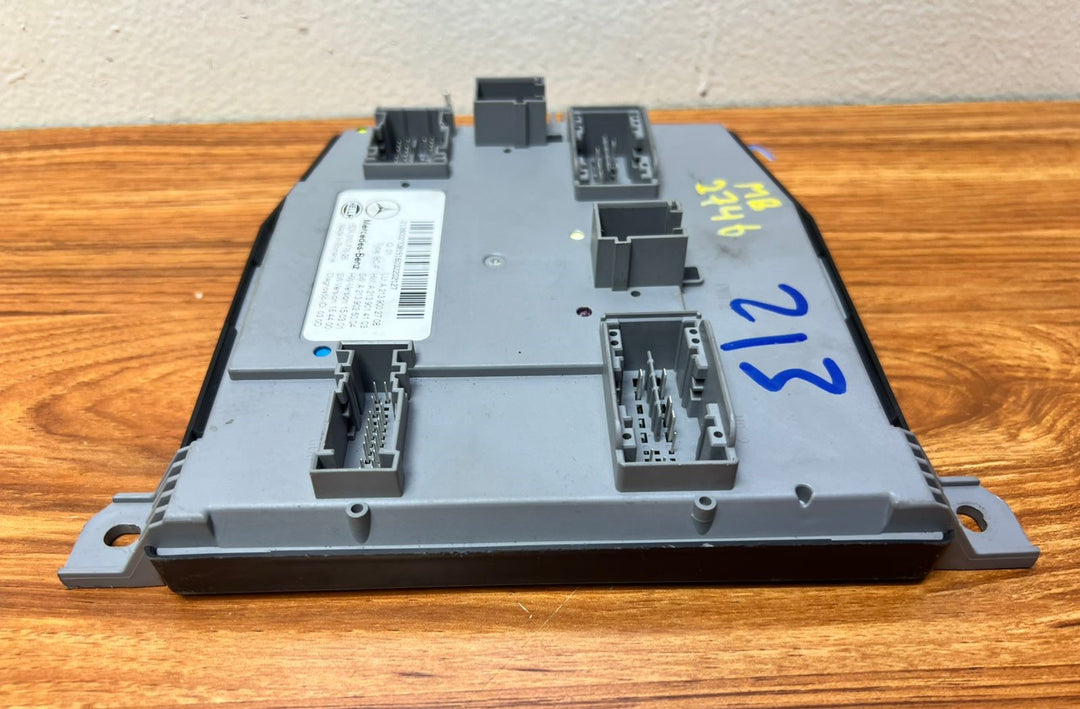 2015-2021 Mercedes-Benz E-Class Front SAM Body Control Module A2139002708 W213 OEM