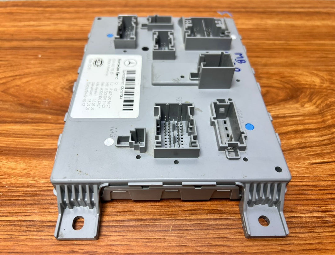 Mercedes-Benz C-Class SAM Body Control Module A2229006007 W205 W222 S-Class OEM
