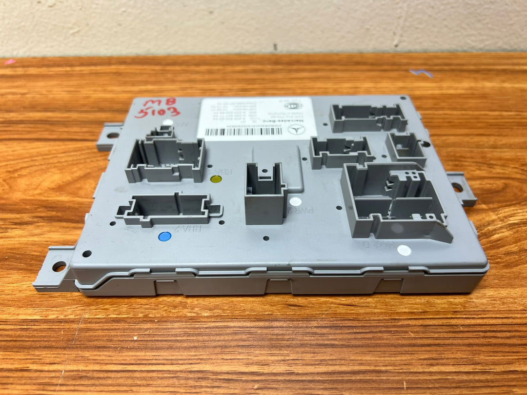 2014-2020 Mercedes-Benz C200 Rear SAM Body Control Module A2059008304 W205 OEM